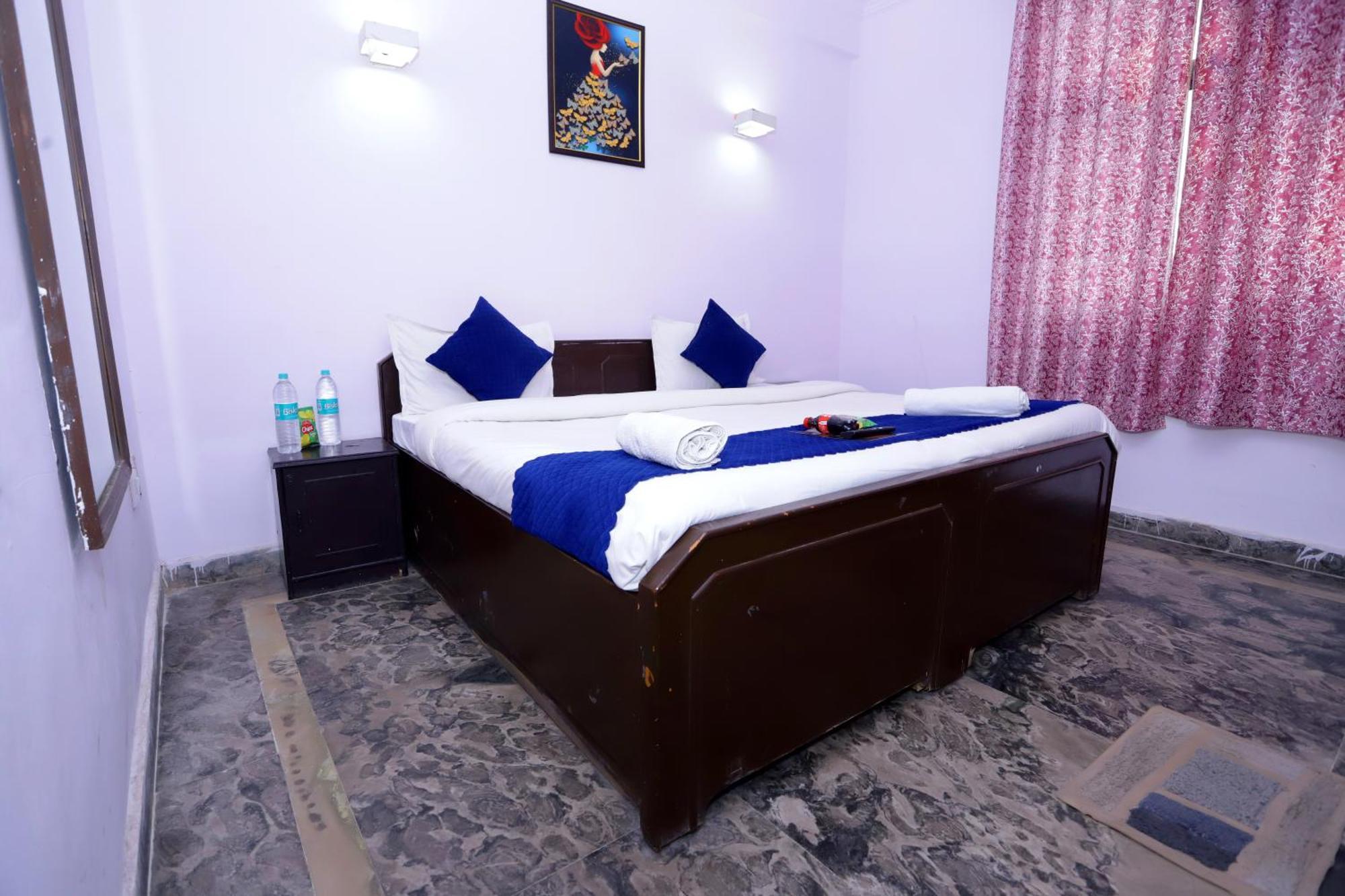 Hotel Warm Welcome - Noida Sector 51 Экстерьер фото